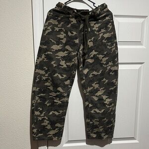 Veveret size small